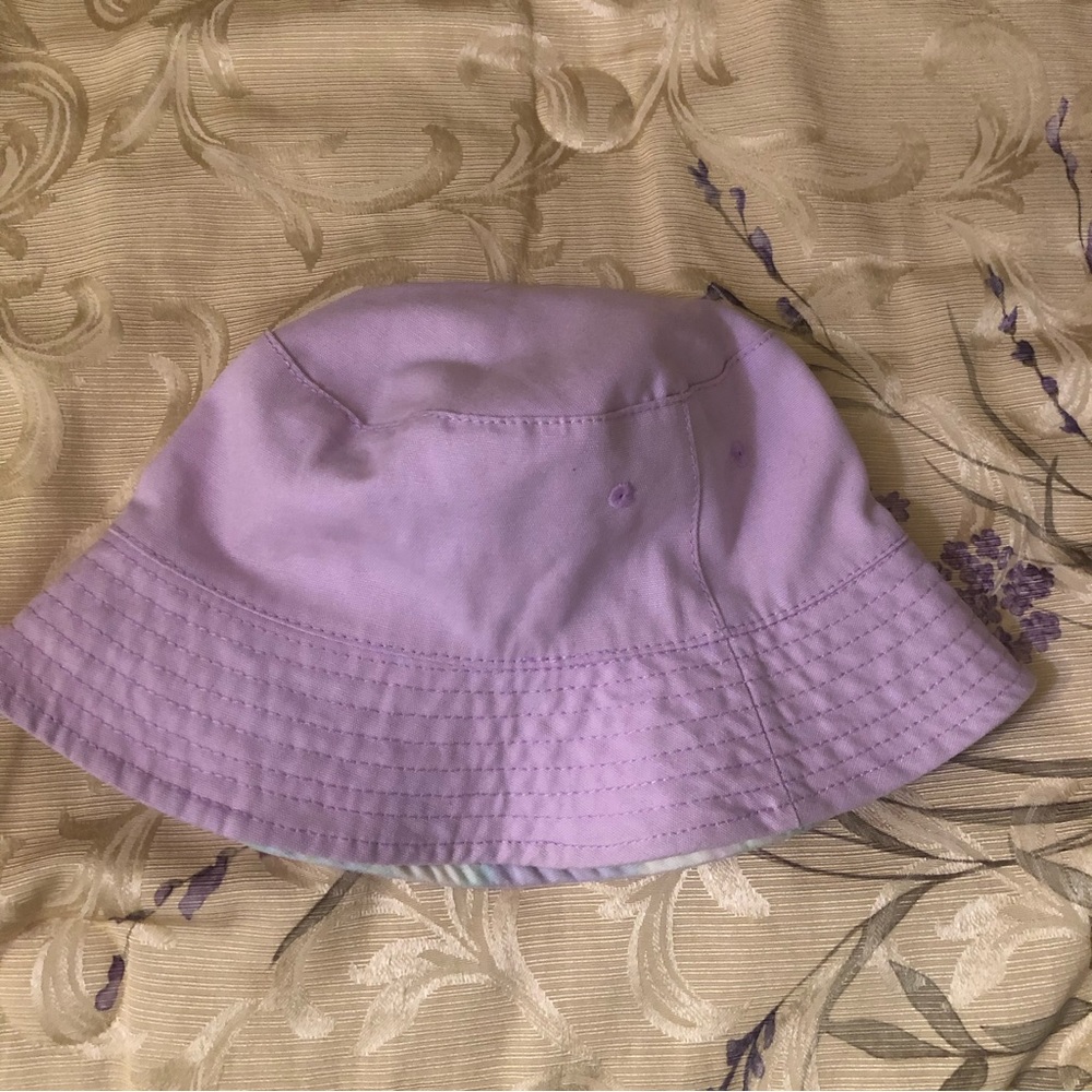 Hat - Picture 2 of 3